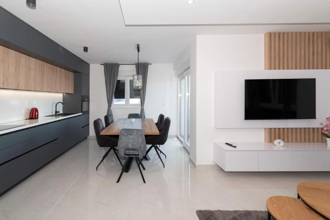 Penthouse Paola- Modern And Luxury Apartment In Zadar Exterior photo